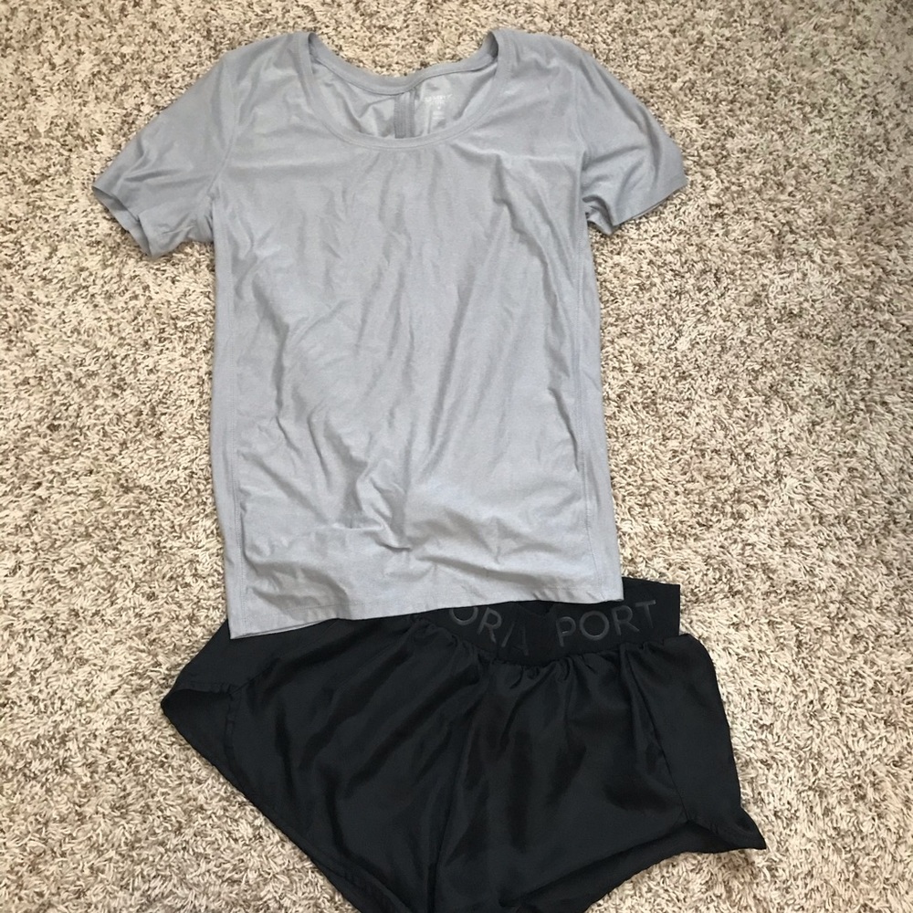 NWOT Tie Back Activewear Top
